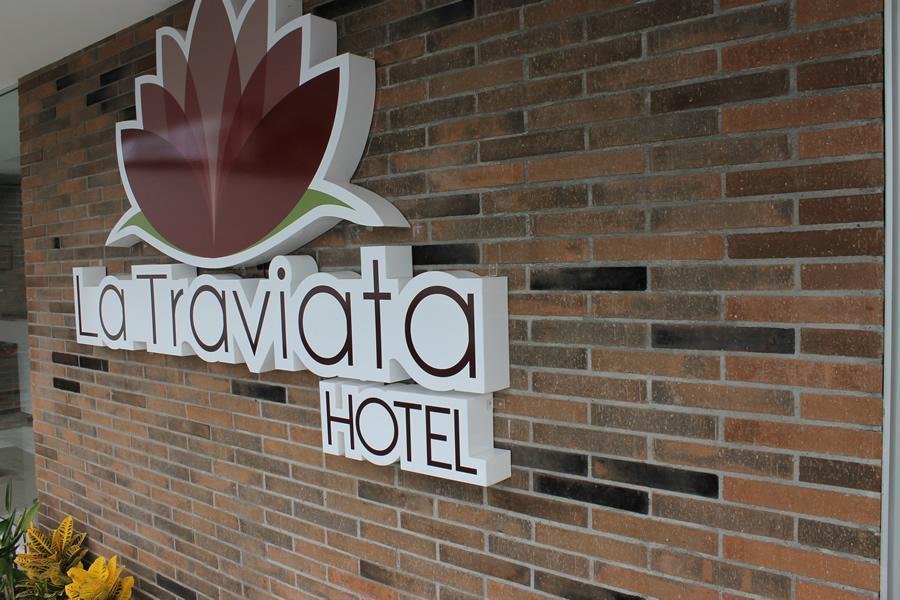 La Traviata Hotel 圣罗莎德卡瓦尔 外观 照片